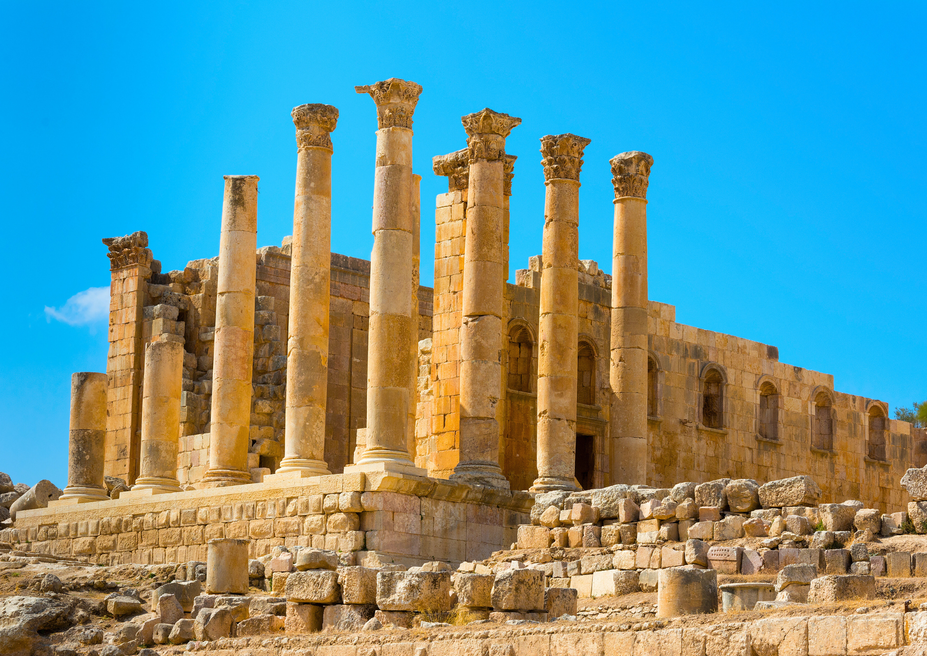 jerash-artemis-temple-jordan