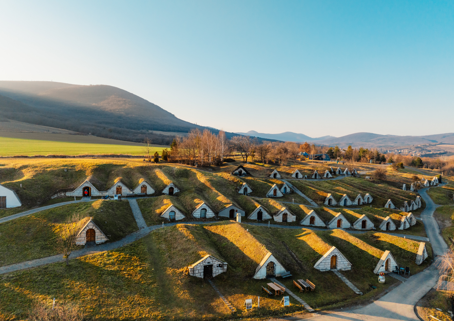 tokaj-village-underground-tuff