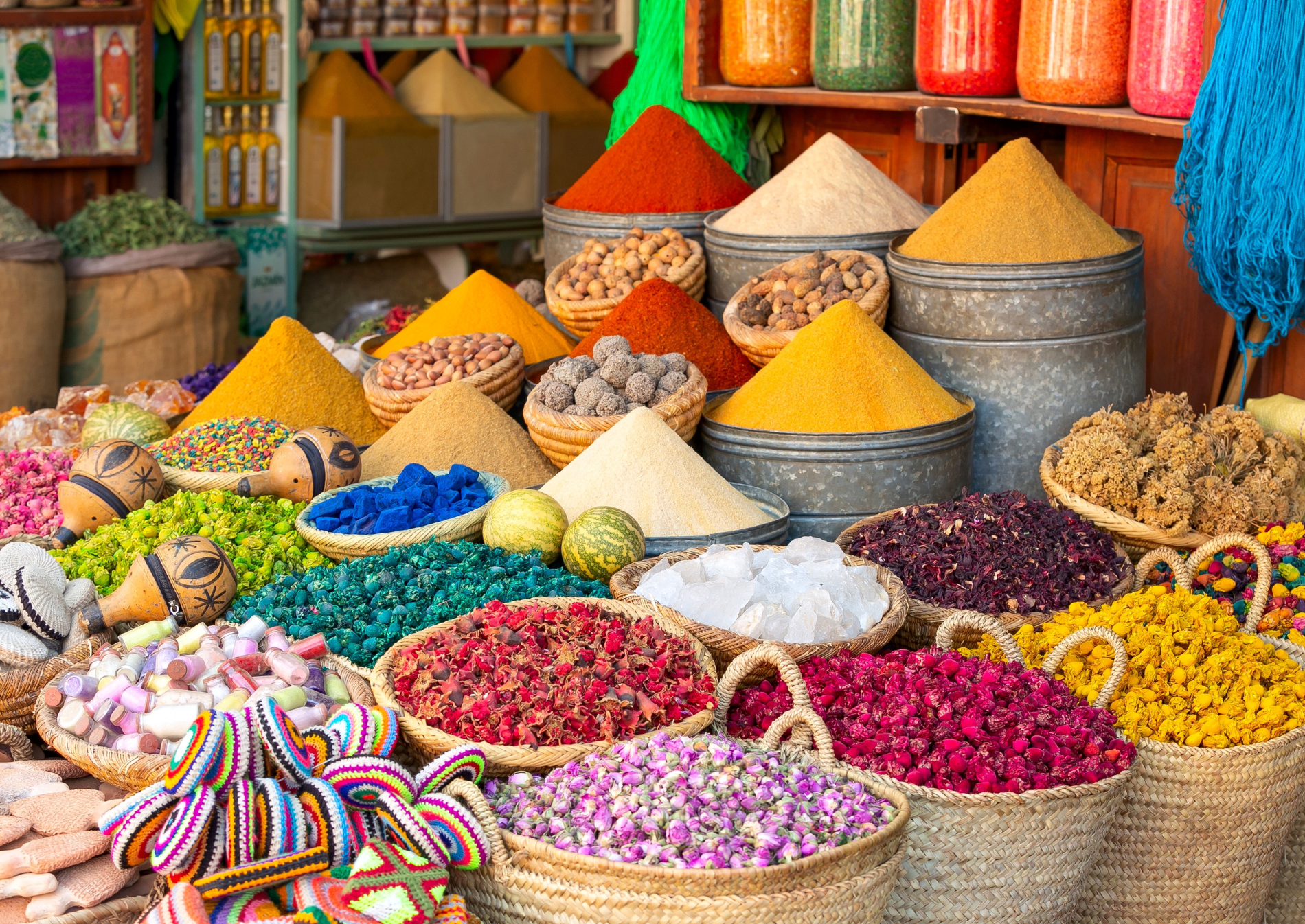 souq-marrakech-spieces-moroccan-food