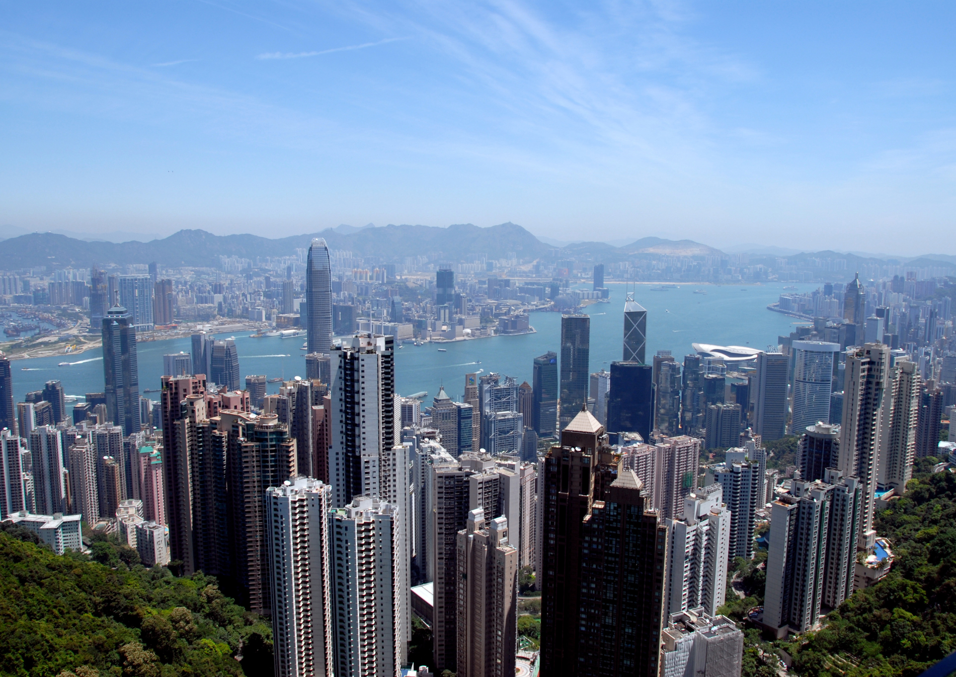 hong-kong-skyline-victoria-peak