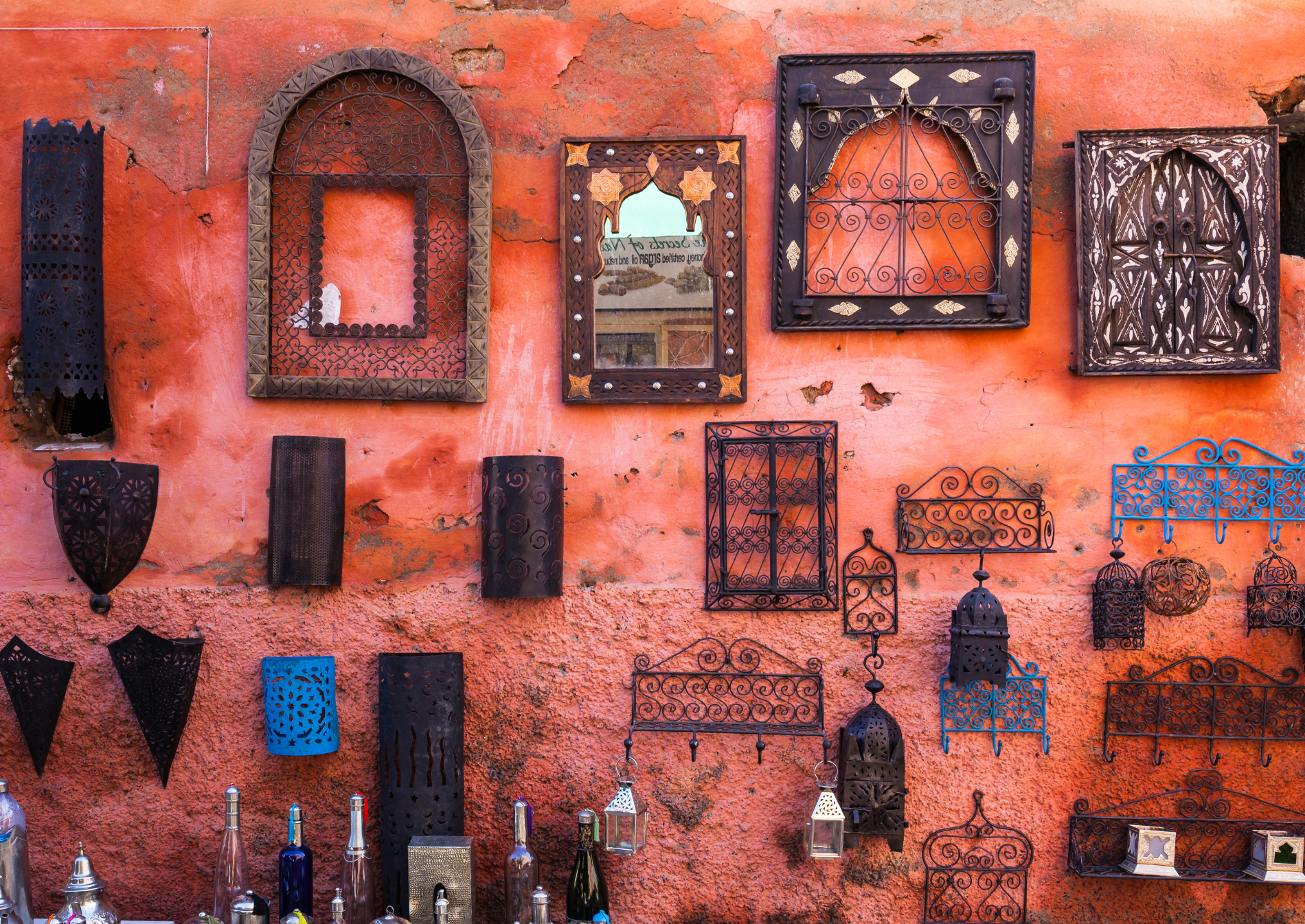 marrakech-morocco-medina-traditional-handicrafts