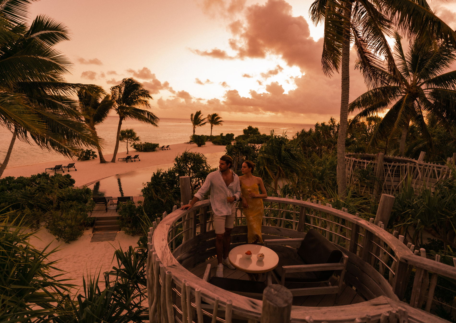 thebrando-sunset-tetiaroa-french-polynesia